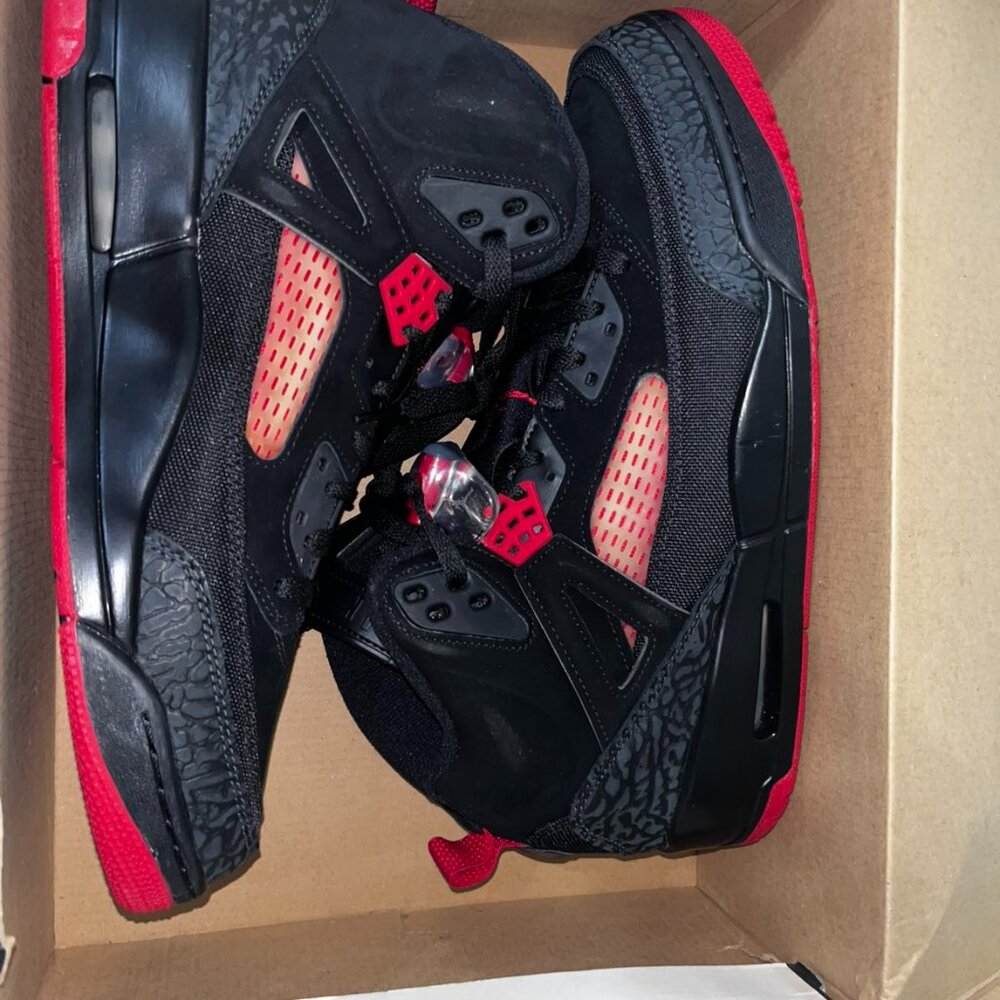 Men's Jordan Spizike size 12 Great condition. Brand New in box.